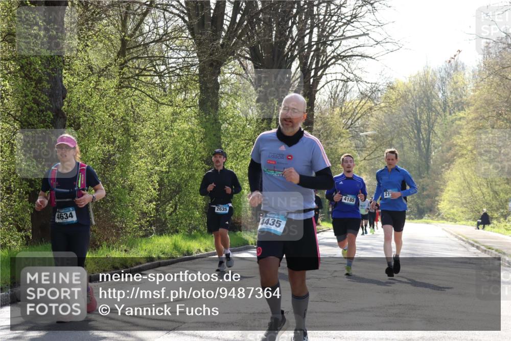 12.04.2026 - 45. Internationalen Wilhelmsburger Insellauf Yannick Fuchs http://msf.ph/oto/9487364 12.04.2026 10:37:49 Laufen 4634, 2635, 4435, 4185, 21 meine-sportfotos.de