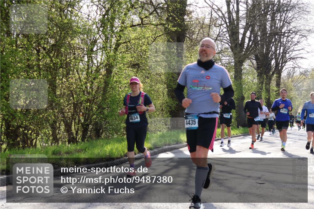 12.04.2026 - 45. Internationalen Wilhelmsburger Insellauf Yannick Fuchs http://msf.ph/oto/9487380 12.04.2026 10:37:51 Laufen 4634, 4435, 2635, 273313, 4185, 217 meine-sportfotos.de