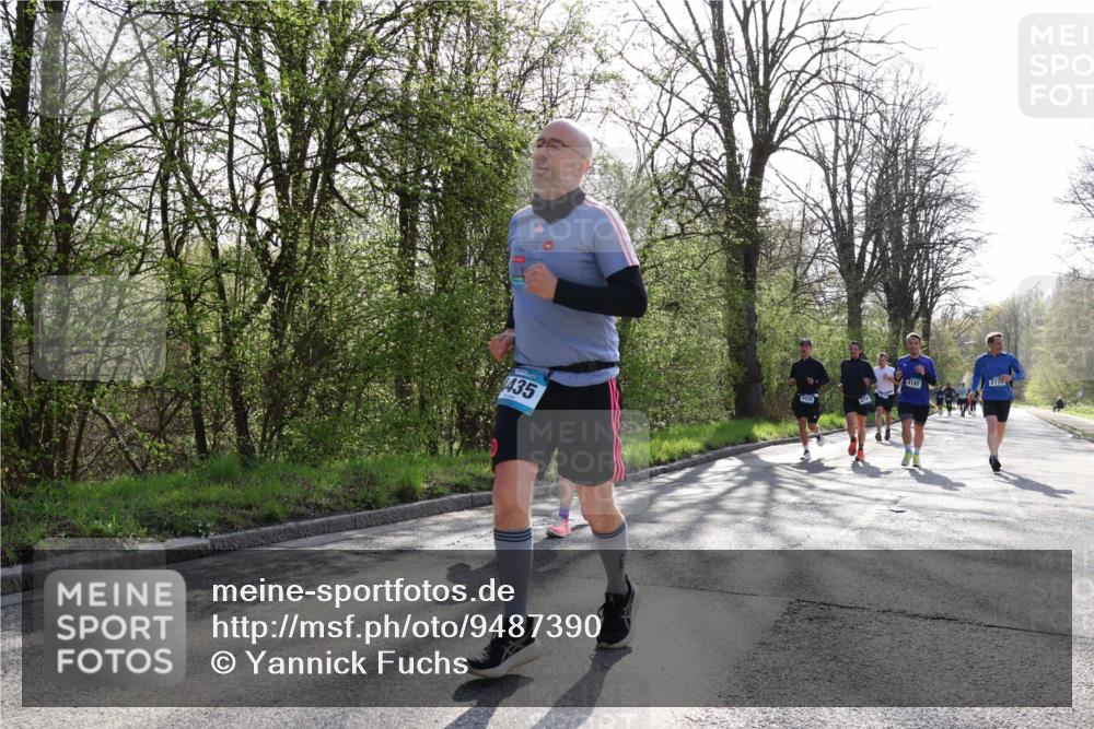 12.04.2026 - 45. Internationalen Wilhelmsburger Insellauf Yannick Fuchs http://msf.ph/oto/9487390 12.04.2026 10:37:52 Laufen 435, 4185, 217 meine-sportfotos.de