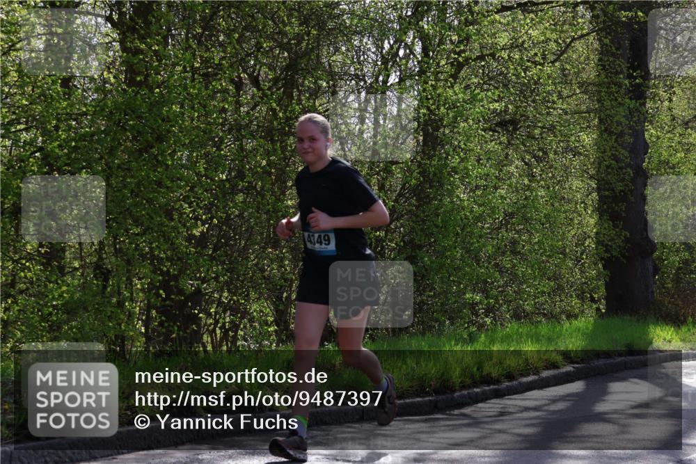 12.04.2026 - 45. Internationalen Wilhelmsburger Insellauf Yannick Fuchs http://msf.ph/oto/9487397 12.04.2026 10:32:05 Laufen 4349 meine-sportfotos.de