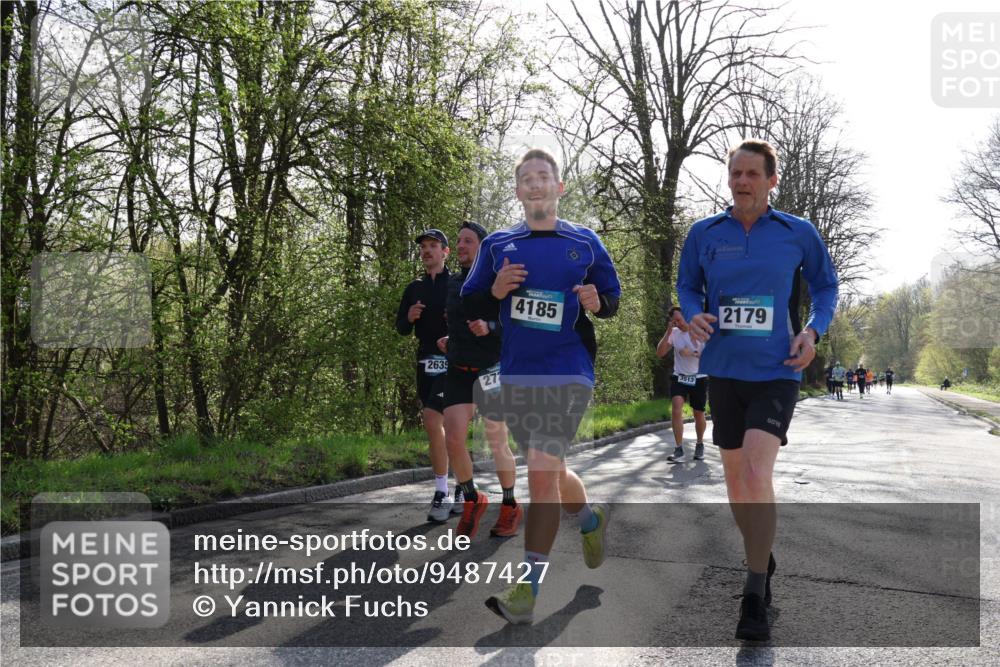 12.04.2026 - 45. Internationalen Wilhelmsburger Insellauf Yannick Fuchs http://msf.ph/oto/9487427 12.04.2026 10:37:55 Laufen 2635, 27, 4185, 2179, 3513 meine-sportfotos.de