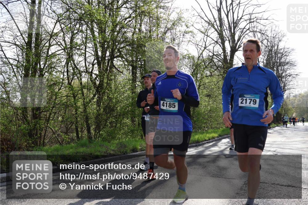 12.04.2026 - 45. Internationalen Wilhelmsburger Insellauf Yannick Fuchs http://msf.ph/oto/9487429 12.04.2026 10:37:55 Laufen 26, 4185, 2179 meine-sportfotos.de
