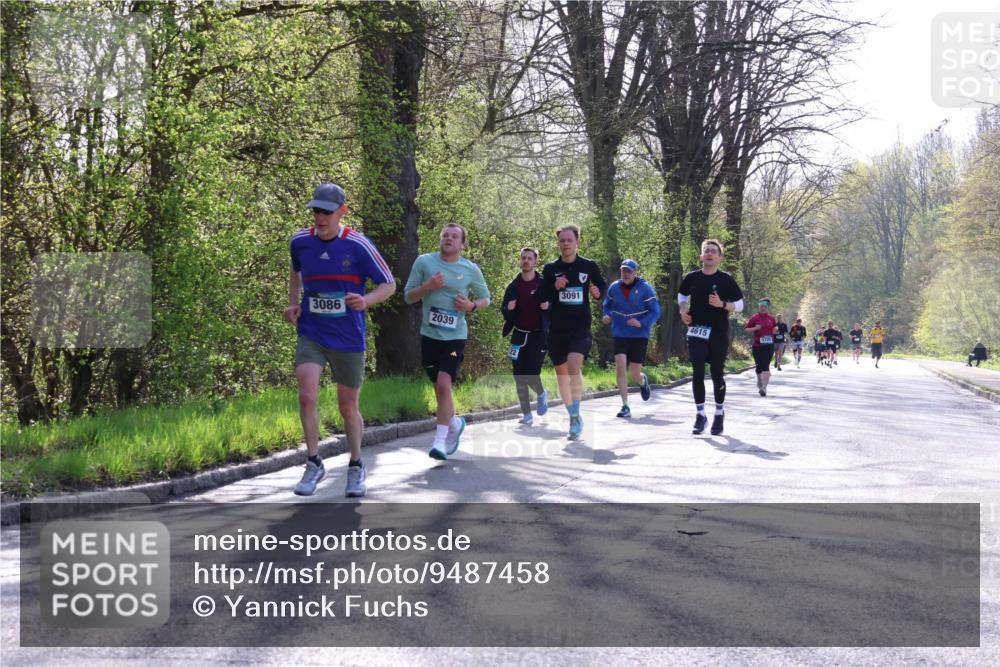 12.04.2026 - 45. Internationalen Wilhelmsburger Insellauf Yannick Fuchs http://msf.ph/oto/9487458 12.04.2026 10:32:12 Laufen 3086, 2039, 3091, 4615, 5705 meine-sportfotos.de