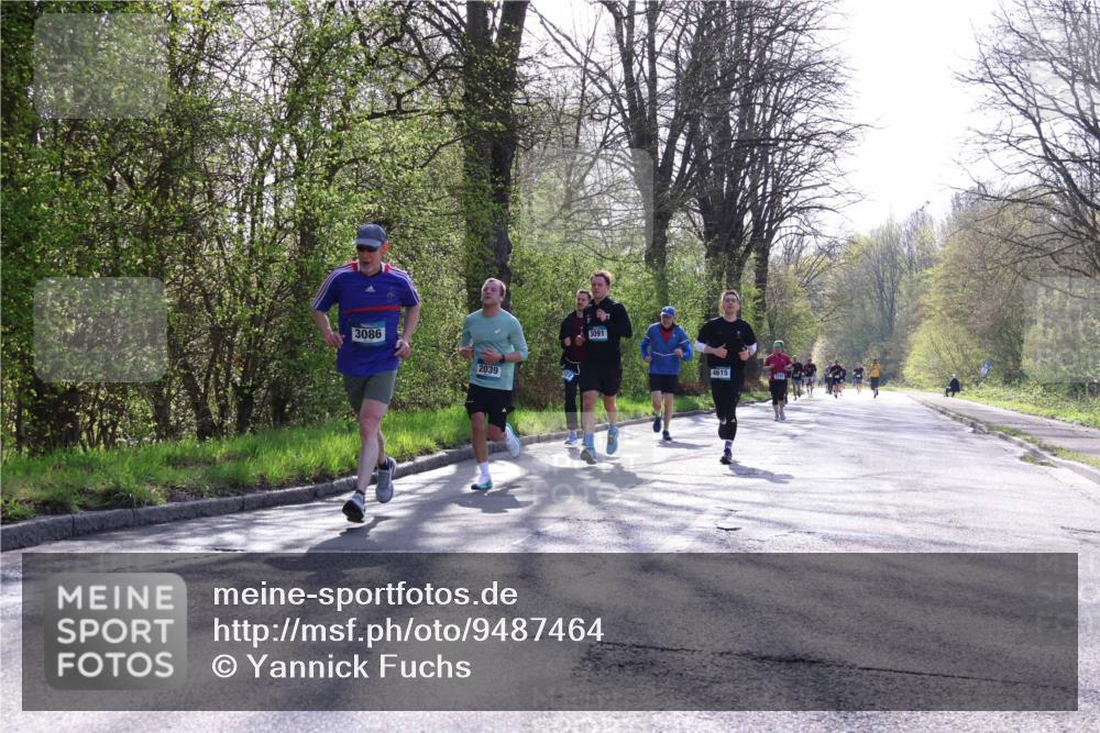 12.04.2026 - 45. Internationalen Wilhelmsburger Insellauf Yannick Fuchs http://msf.ph/oto/9487464 12.04.2026 10:32:12 Laufen 3086, 2039, 3091, 4615 meine-sportfotos.de