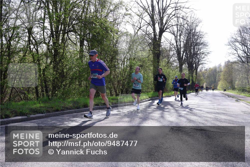 12.04.2026 - 45. Internationalen Wilhelmsburger Insellauf Yannick Fuchs http://msf.ph/oto/9487477 12.04.2026 10:32:14 Laufen 308, 2039, 3091, 4615 meine-sportfotos.de