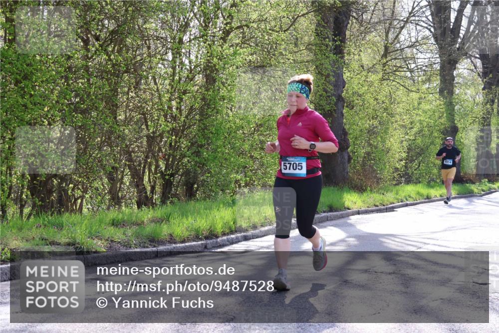 12.04.2026 - 45. Internationalen Wilhelmsburger Insellauf Yannick Fuchs http://msf.ph/oto/9487528 12.04.2026 10:32:19 Laufen 5705, 4914 meine-sportfotos.de