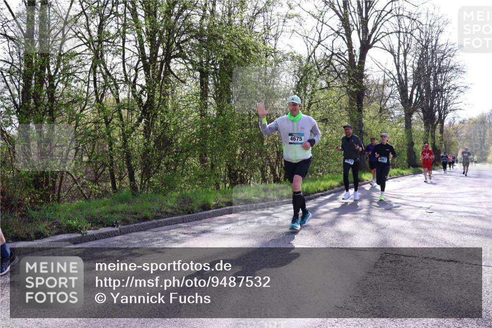 12.04.2026 - 45. Internationalen Wilhelmsburger Insellauf Yannick Fuchs http://msf.ph/oto/9487532 12.04.2026 10:38:05 Laufen 4675, 2672, 4661 meine-sportfotos.de