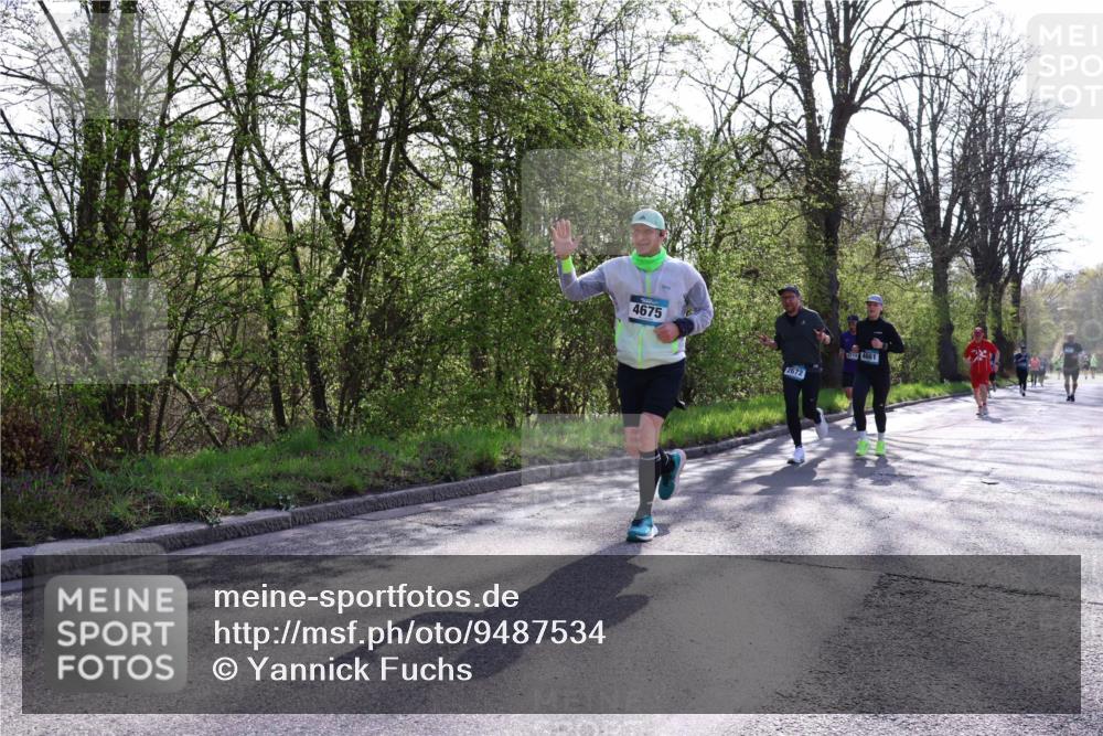 12.04.2026 - 45. Internationalen Wilhelmsburger Insellauf Yannick Fuchs http://msf.ph/oto/9487534 12.04.2026 10:38:05 Laufen 4675, 2672, 4661 meine-sportfotos.de