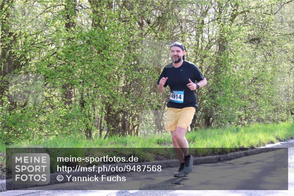 12.04.2026 - 45. Internationalen Wilhelmsburger Insellauf Yannick Fuchs http://msf.ph/oto/9487568 12.04.2026 10:32:25 Laufen 4914 meine-sportfotos.de