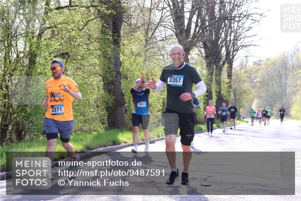 12.04.2026 - 45. Internationalen Wilhelmsburger Insellauf Yannick Fuchs http://msf.ph/oto/9487591 12.04.2026 10:38:11 Laufen 2371, 5033, 3357, 2655 meine-sportfotos.de