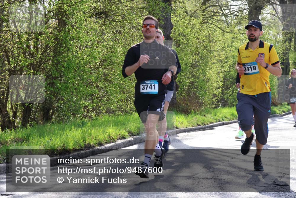 12.04.2026 - 45. Internationalen Wilhelmsburger Insellauf Yannick Fuchs http://msf.ph/oto/9487600 12.04.2026 10:32:29 Laufen 3741, 3419, 377 meine-sportfotos.de