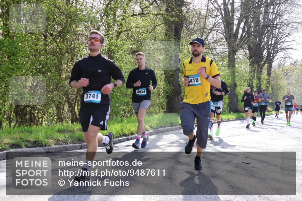 12.04.2026 - 45. Internationalen Wilhelmsburger Insellauf Yannick Fuchs http://msf.ph/oto/9487611 12.04.2026 10:32:30 Laufen 3741, 4934, 3419, 4829, 377, 5751 meine-sportfotos.de