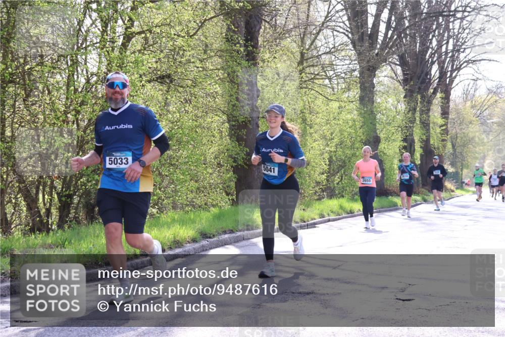 12.04.2026 - 45. Internationalen Wilhelmsburger Insellauf Yannick Fuchs http://msf.ph/oto/9487616 12.04.2026 10:38:14 Laufen 5033, 5041, 2618, 2655 meine-sportfotos.de