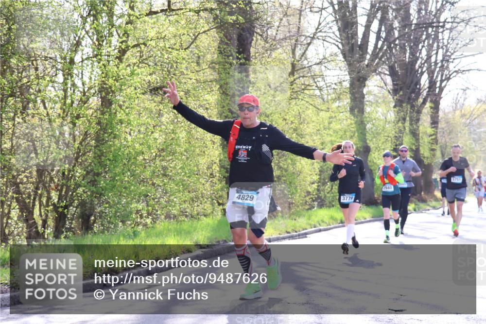 12.04.2026 - 45. Internationalen Wilhelmsburger Insellauf Yannick Fuchs http://msf.ph/oto/9487626 12.04.2026 10:32:31 Laufen 5751, 2940, 4829, 3779 meine-sportfotos.de