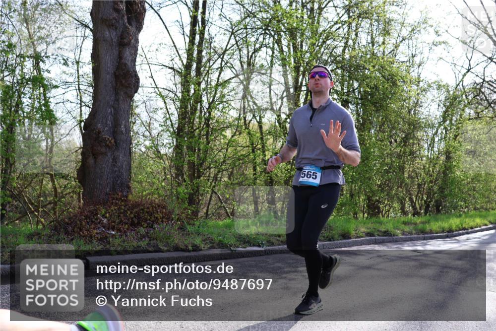 12.04.2026 - 45. Internationalen Wilhelmsburger Insellauf Yannick Fuchs http://msf.ph/oto/9487697 12.04.2026 10:32:37 Laufen 565 meine-sportfotos.de