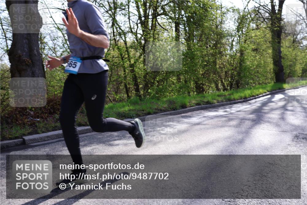 12.04.2026 - 45. Internationalen Wilhelmsburger Insellauf Yannick Fuchs http://msf.ph/oto/9487702 12.04.2026 10:32:38 Laufen 65 meine-sportfotos.de