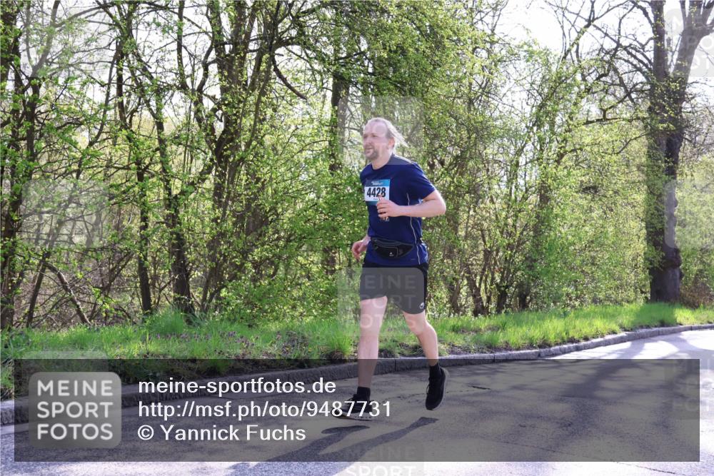 12.04.2026 - 45. Internationalen Wilhelmsburger Insellauf Yannick Fuchs http://msf.ph/oto/9487731 12.04.2026 10:32:42 Laufen 4428 meine-sportfotos.de