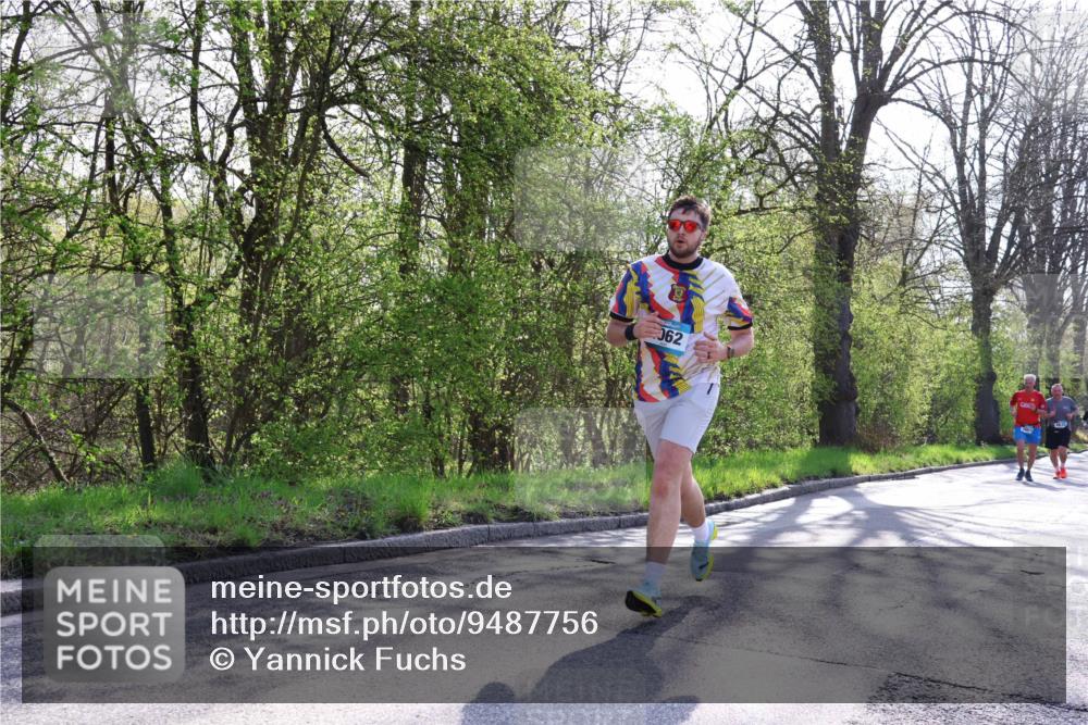 12.04.2026 - 45. Internationalen Wilhelmsburger Insellauf Yannick Fuchs http://msf.ph/oto/9487756 12.04.2026 10:32:45 Laufen 062 meine-sportfotos.de