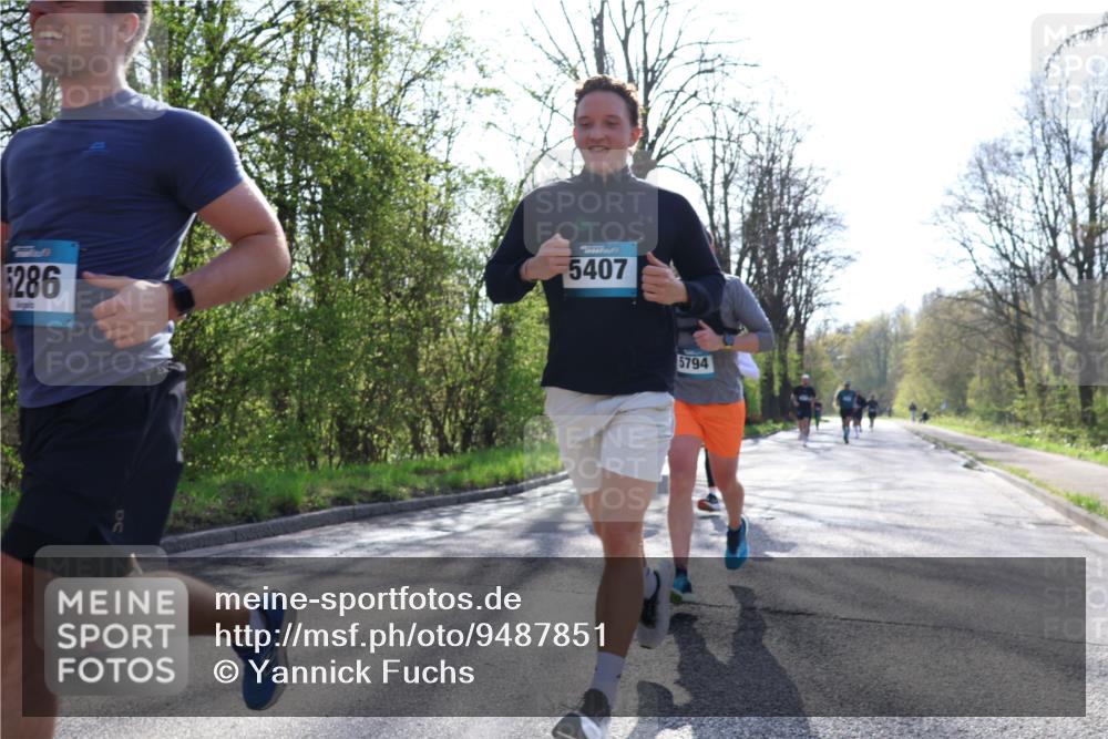 12.04.2026 - 45. Internationalen Wilhelmsburger Insellauf Yannick Fuchs http://msf.ph/oto/9487851 12.04.2026 10:32:52 Laufen 5286, 5407, 5794 meine-sportfotos.de