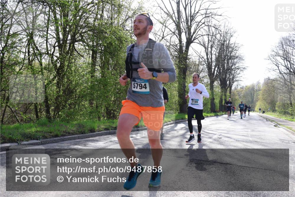 12.04.2026 - 45. Internationalen Wilhelmsburger Insellauf Yannick Fuchs http://msf.ph/oto/9487858 12.04.2026 10:32:52 Laufen 5794, 2189 meine-sportfotos.de
