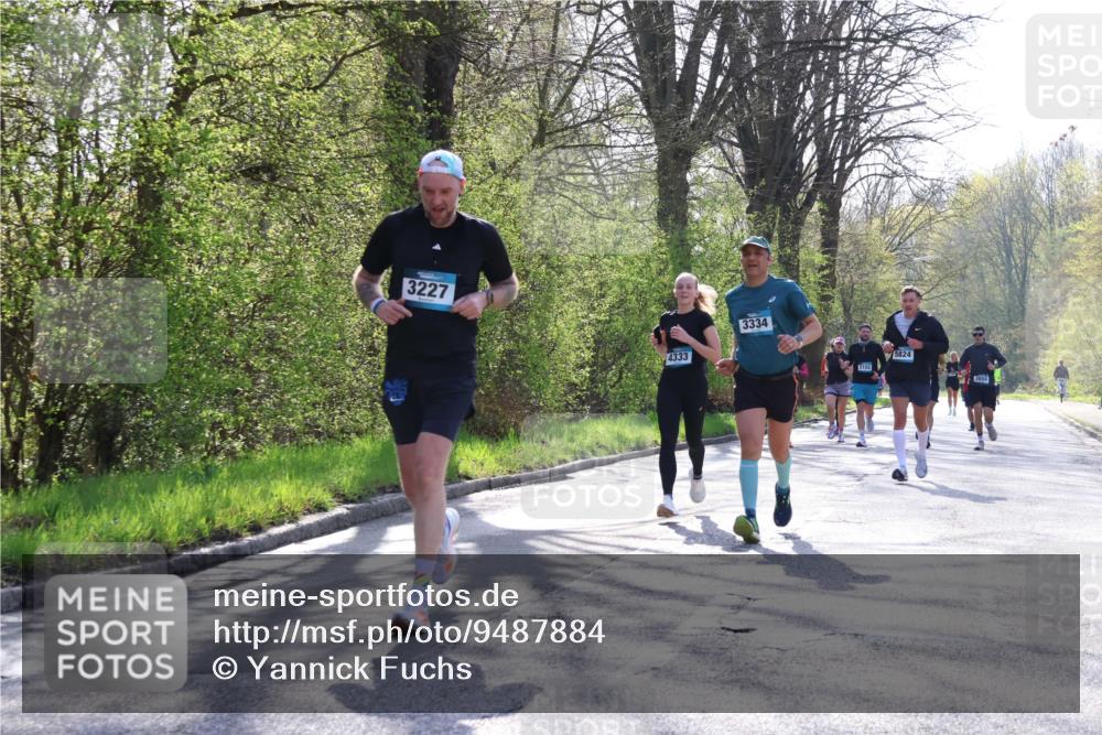 12.04.2026 - 45. Internationalen Wilhelmsburger Insellauf Yannick Fuchs http://msf.ph/oto/9487884 12.04.2026 10:32:56 Laufen 3227, 4333, 3334, 2102, 5824, 2656 meine-sportfotos.de