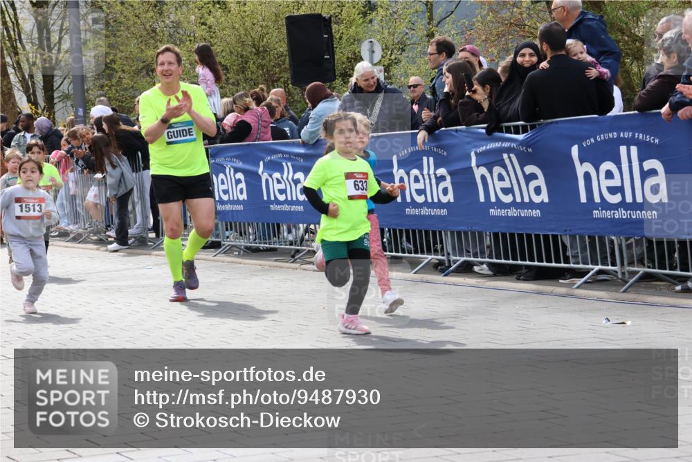 12.04.2026 - 45. Internationalen Wilhelmsburger Insellauf Strokosch-Dieckow http://msf.ph/oto/9487930 12.04.2026 14:10:21 Ziel 86, 132, 417, 60, 746, 664, 218, 203, 633, 963, 1513, 909, 708, 615, 184, 187 meine-sportfotos.de