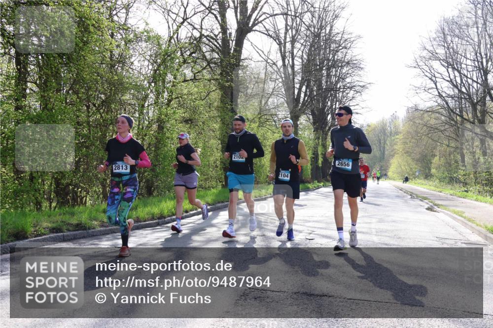 12.04.2026 - 45. Internationalen Wilhelmsburger Insellauf Yannick Fuchs http://msf.ph/oto/9487964 12.04.2026 10:33:04 Laufen 2813, 2102, 2104, 2656 meine-sportfotos.de