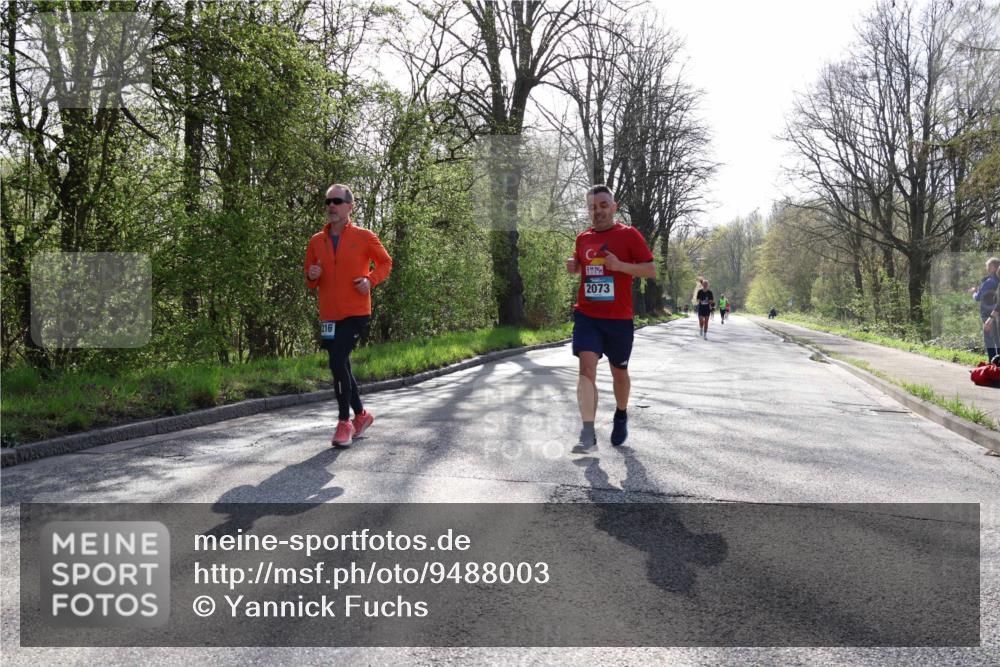 12.04.2026 - 45. Internationalen Wilhelmsburger Insellauf Yannick Fuchs http://msf.ph/oto/9488003 12.04.2026 10:33:08 Laufen 2073 meine-sportfotos.de