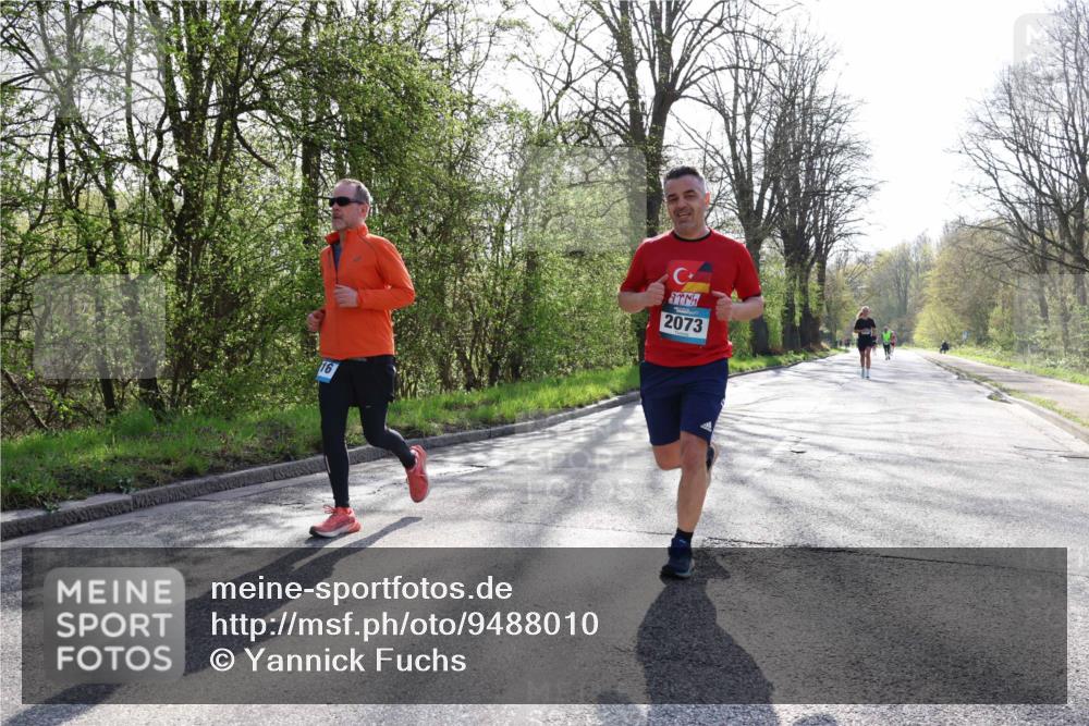 12.04.2026 - 45. Internationalen Wilhelmsburger Insellauf Yannick Fuchs http://msf.ph/oto/9488010 12.04.2026 10:33:09 Laufen 16, 2073 meine-sportfotos.de