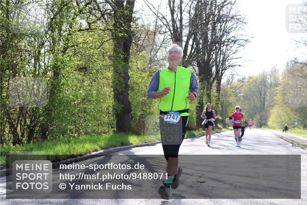 12.04.2026 - 45. Internationalen Wilhelmsburger Insellauf Yannick Fuchs http://msf.ph/oto/9488071 12.04.2026 10:33:23 Laufen 3747, 4906 meine-sportfotos.de