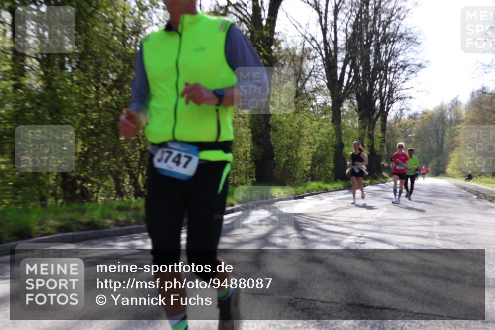 12.04.2026 - 45. Internationalen Wilhelmsburger Insellauf Yannick Fuchs http://msf.ph/oto/9488087 12.04.2026 10:33:25 Laufen 3747 meine-sportfotos.de