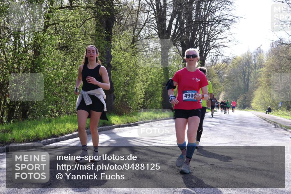 12.04.2026 - 45. Internationalen Wilhelmsburger Insellauf Yannick Fuchs http://msf.ph/oto/9488125 12.04.2026 10:33:28 Laufen 490 meine-sportfotos.de