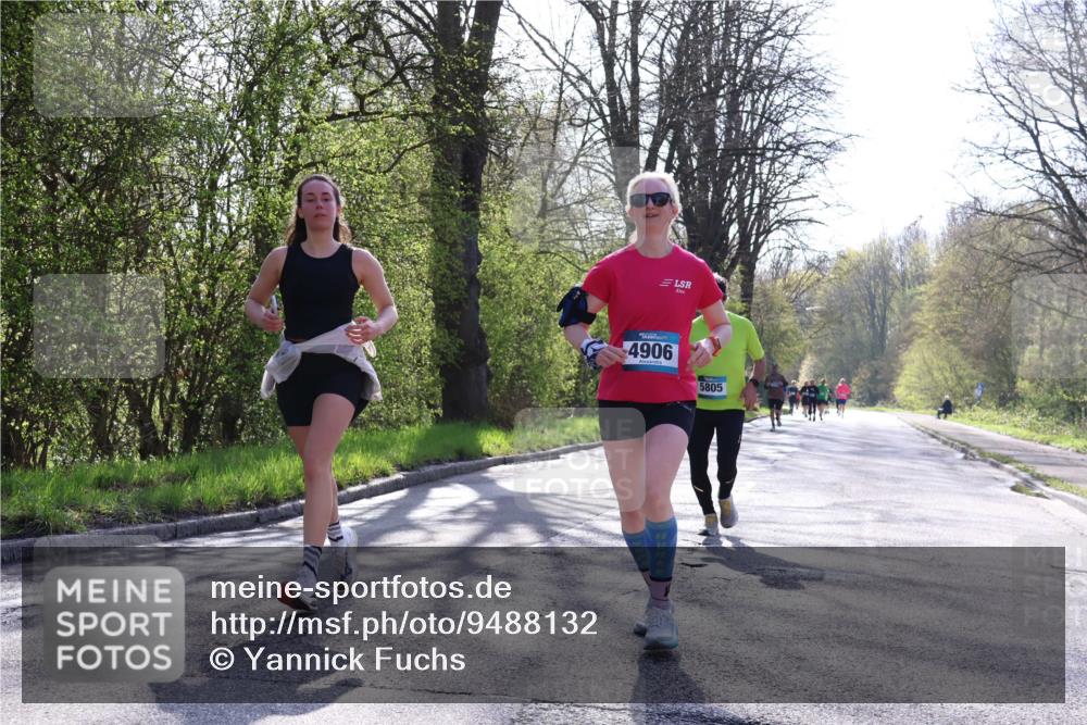12.04.2026 - 45. Internationalen Wilhelmsburger Insellauf Yannick Fuchs http://msf.ph/oto/9488132 12.04.2026 10:33:28 Laufen 4906, 5805 meine-sportfotos.de