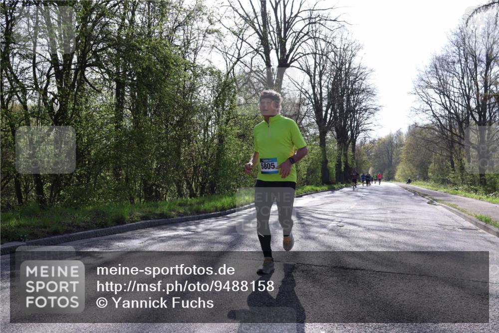 12.04.2026 - 45. Internationalen Wilhelmsburger Insellauf Yannick Fuchs http://msf.ph/oto/9488158 12.04.2026 10:33:30 Laufen 5805 meine-sportfotos.de