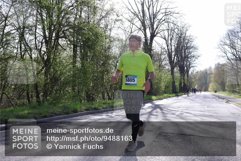 12.04.2026 - 45. Internationalen Wilhelmsburger Insellauf Yannick Fuchs http://msf.ph/oto/9488163 12.04.2026 10:33:31 Laufen 5805 meine-sportfotos.de