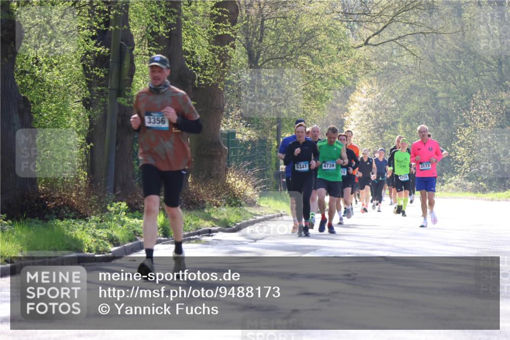 12.04.2026 - 45. Internationalen Wilhelmsburger Insellauf Yannick Fuchs http://msf.ph/oto/9488173 12.04.2026 10:33:32 Laufen 3356, 5341, 4739, 3173, 10, 4758 meine-sportfotos.de