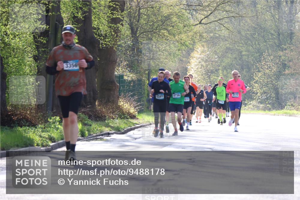 12.04.2026 - 45. Internationalen Wilhelmsburger Insellauf Yannick Fuchs http://msf.ph/oto/9488178 12.04.2026 10:33:33 Laufen 3356, 5341, 4739, 3173, 2810, 4758 meine-sportfotos.de