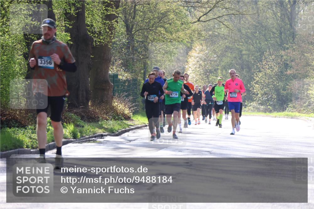 12.04.2026 - 45. Internationalen Wilhelmsburger Insellauf Yannick Fuchs http://msf.ph/oto/9488184 12.04.2026 10:33:33 Laufen 3356, 5341, 4739, 3173, 10, 4758 meine-sportfotos.de