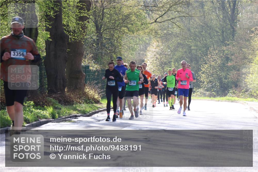12.04.2026 - 45. Internationalen Wilhelmsburger Insellauf Yannick Fuchs http://msf.ph/oto/9488191 12.04.2026 10:33:33 Laufen 3356, 5341, 4739, 10, 50, 4758, 3173 meine-sportfotos.de