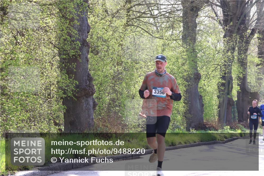 12.04.2026 - 45. Internationalen Wilhelmsburger Insellauf Yannick Fuchs http://msf.ph/oto/9488220 12.04.2026 10:33:36 Laufen 3356, 5341 meine-sportfotos.de