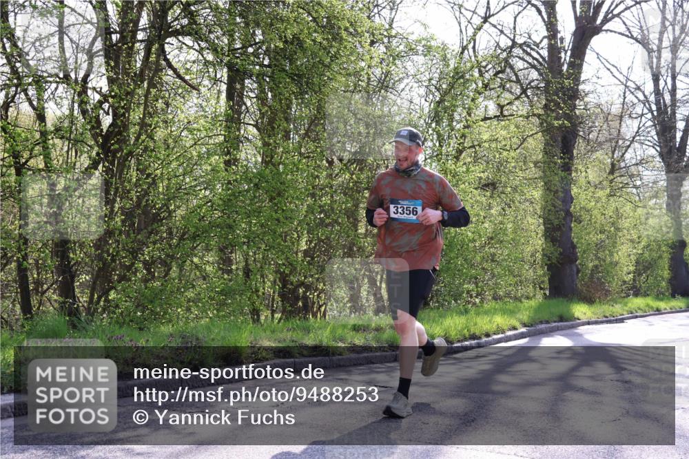 12.04.2026 - 45. Internationalen Wilhelmsburger Insellauf Yannick Fuchs http://msf.ph/oto/9488253 12.04.2026 10:33:39 Laufen 3356 meine-sportfotos.de
