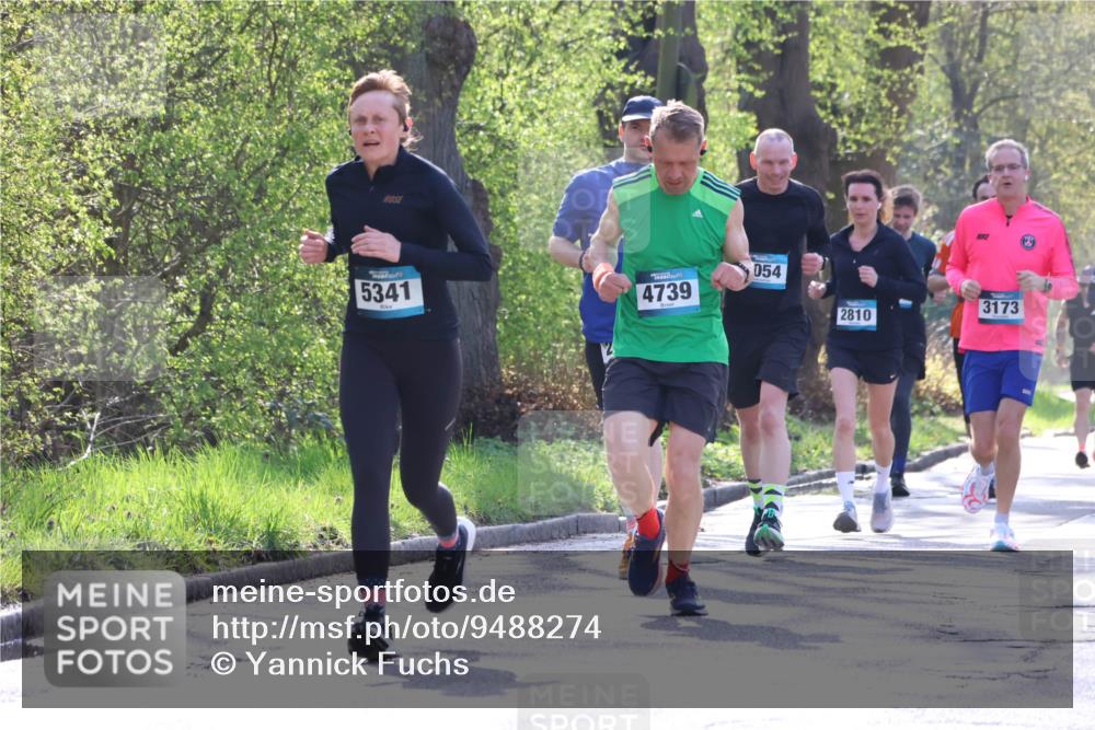 12.04.2026 - 45. Internationalen Wilhelmsburger Insellauf Yannick Fuchs http://msf.ph/oto/9488274 12.04.2026 10:33:41 Laufen 5341, 4739, 054, 3173, 2810 meine-sportfotos.de