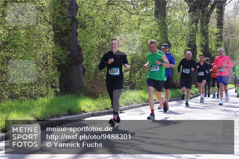 12.04.2026 - 45. Internationalen Wilhelmsburger Insellauf Yannick Fuchs http://msf.ph/oto/9488301 12.04.2026 10:33:43 Laufen 5341, 4739, 3054, 3173, 2810 meine-sportfotos.de