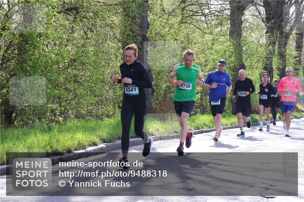 12.04.2026 - 45. Internationalen Wilhelmsburger Insellauf Yannick Fuchs http://msf.ph/oto/9488318 12.04.2026 10:33:44 Laufen 5341, 4739, 3054, 3173, 2810, 2460 meine-sportfotos.de