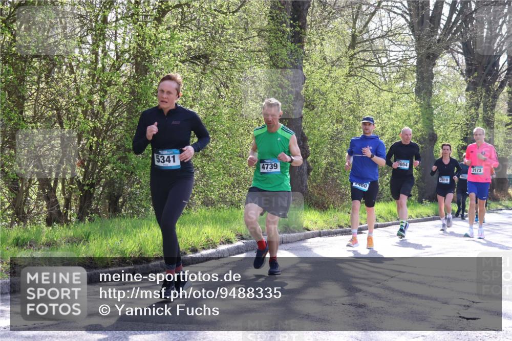 12.04.2026 - 45. Internationalen Wilhelmsburger Insellauf Yannick Fuchs http://msf.ph/oto/9488335 12.04.2026 10:33:45 Laufen 5341, 4739, 2460, 3054, 3173, 3653, 2810 meine-sportfotos.de