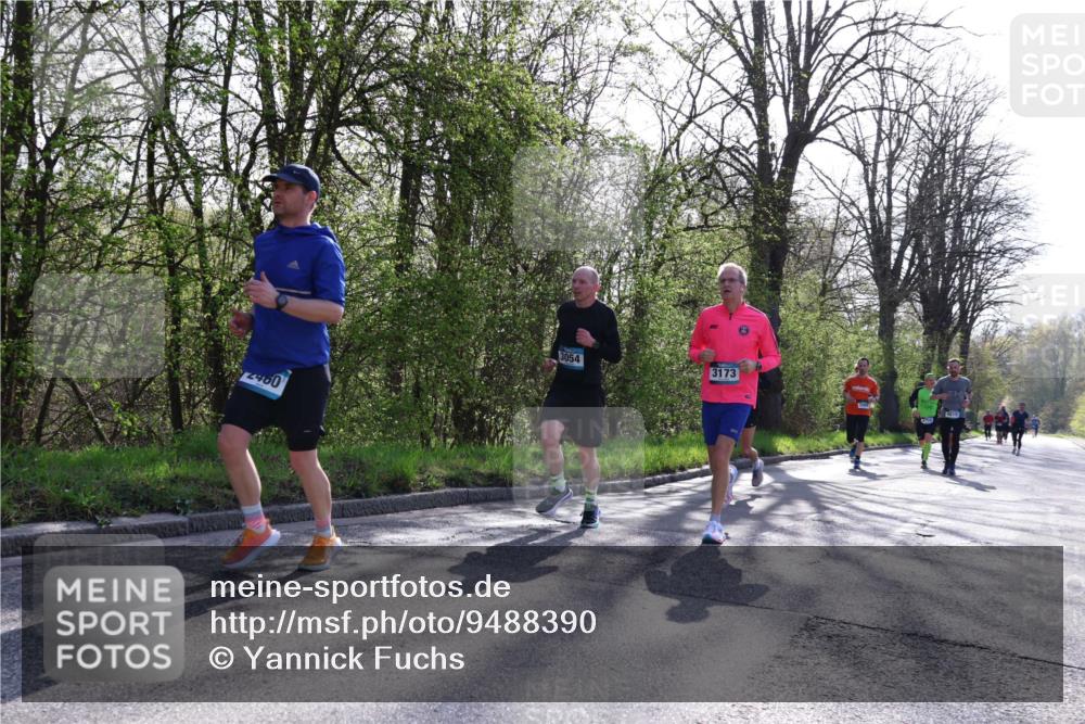 12.04.2026 - 45. Internationalen Wilhelmsburger Insellauf Yannick Fuchs http://msf.ph/oto/9488390 12.04.2026 10:33:49 Laufen 3054, 3173 meine-sportfotos.de