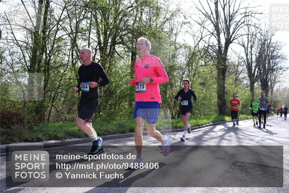 12.04.2026 - 45. Internationalen Wilhelmsburger Insellauf Yannick Fuchs http://msf.ph/oto/9488406 12.04.2026 10:33:50 Laufen 3054, 3173, 2810, 4815 meine-sportfotos.de
