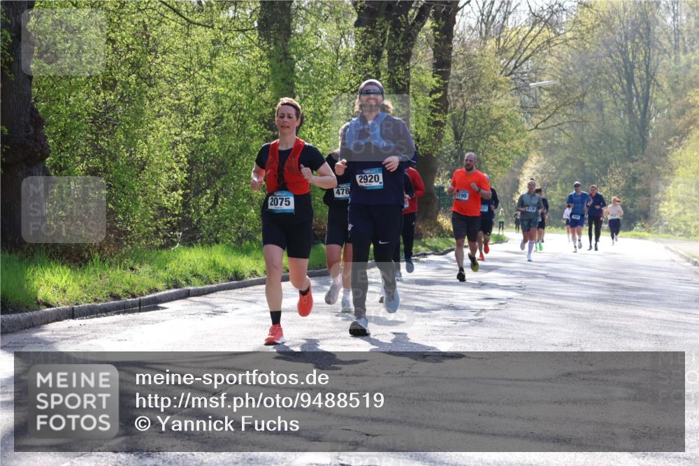 12.04.2026 - 45. Internationalen Wilhelmsburger Insellauf Yannick Fuchs http://msf.ph/oto/9488519 12.04.2026 10:34:00 Laufen 2075, 478, 2920, 2190 meine-sportfotos.de