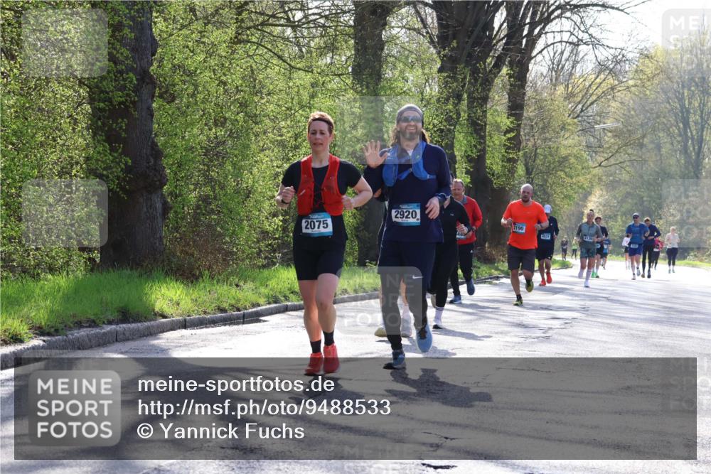 12.04.2026 - 45. Internationalen Wilhelmsburger Insellauf Yannick Fuchs http://msf.ph/oto/9488533 12.04.2026 10:34:01 Laufen 2920, 2075, 2190, 4531, 41393 meine-sportfotos.de
