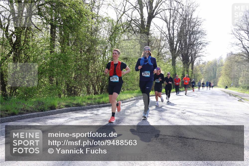 12.04.2026 - 45. Internationalen Wilhelmsburger Insellauf Yannick Fuchs http://msf.ph/oto/9488563 12.04.2026 10:34:03 Laufen 2075, 2920, 4785, 3135 meine-sportfotos.de